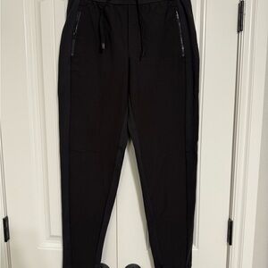 Athleta Women's Black Headlands Hybrid Trek Joggers